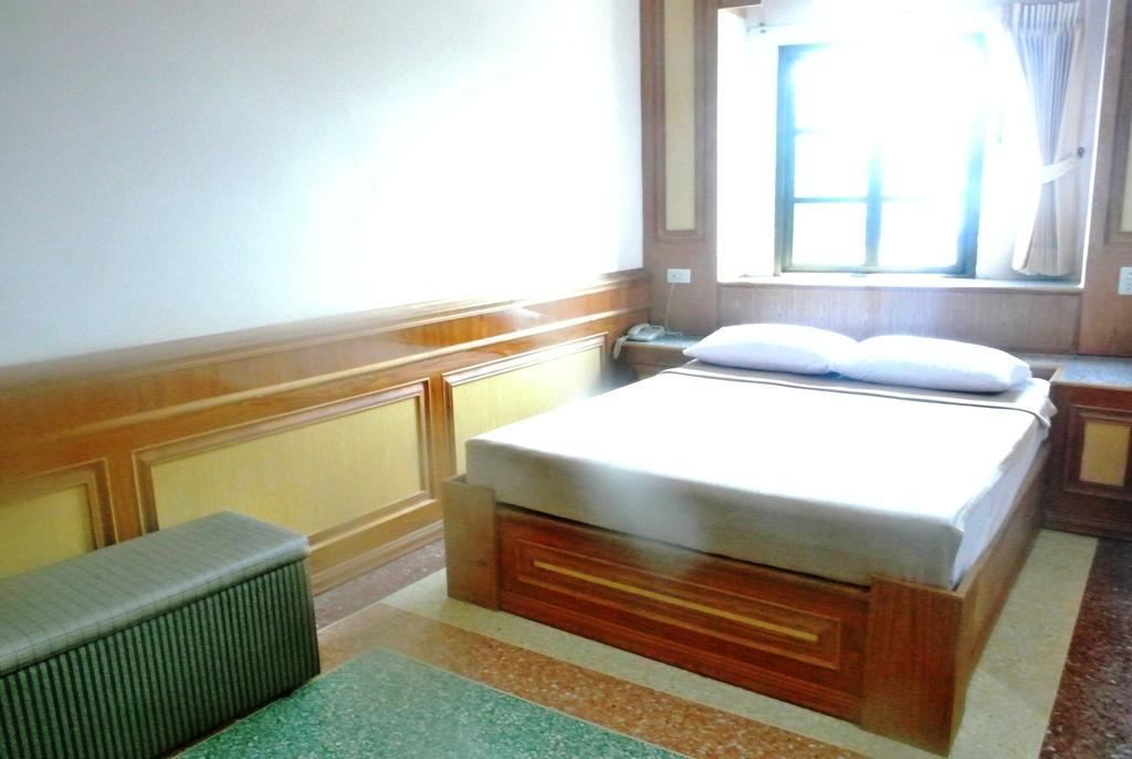 Rose Garden Hotel Phra Nakhon Si Ayutthaya Zewnętrze zdjęcie